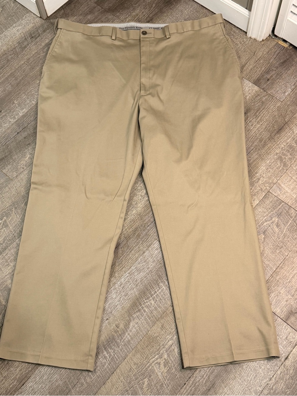 Haggar Premium No-Iron Khaki Pants